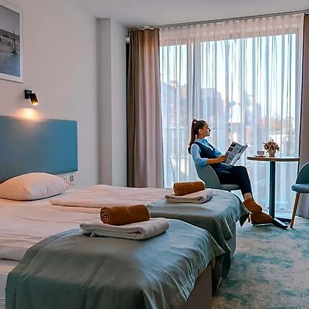 Hotel Henryk *